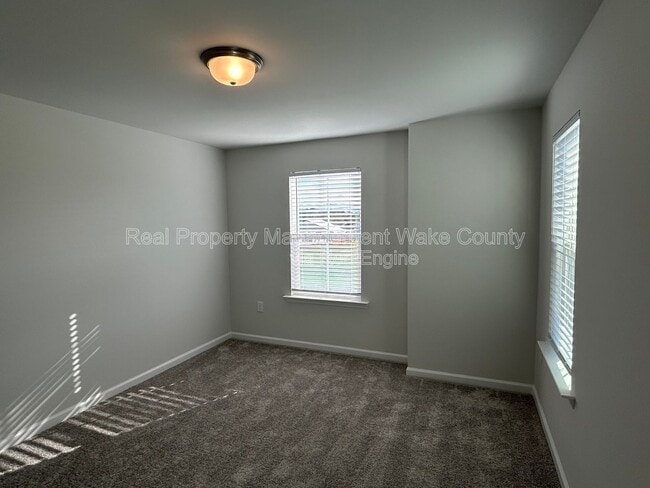 Building Photo - 381 Fosterton Cottage Wy