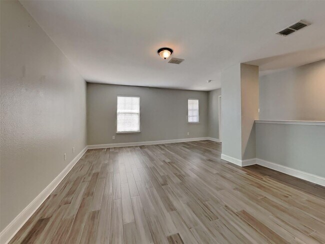 Building Photo - 5 BR/3BA | 3-Living areas | 2-Car Garage | Private Pool!
