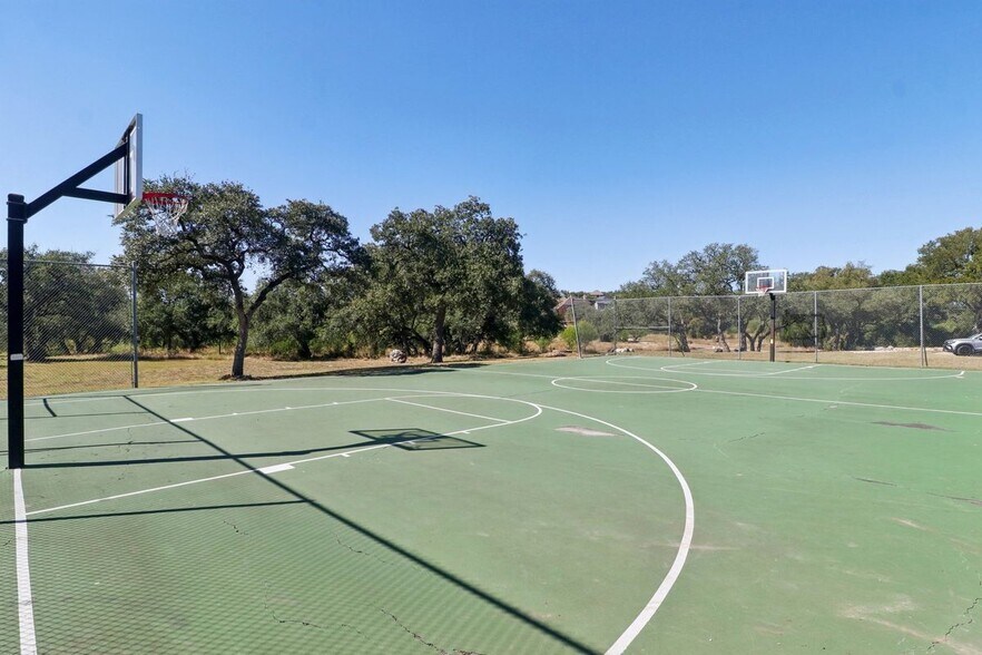 Building Photo - 23607 Silver Creek