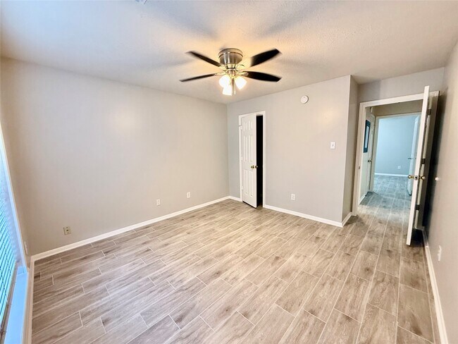 Building Photo - 10827 Moonlit Meadows Ct