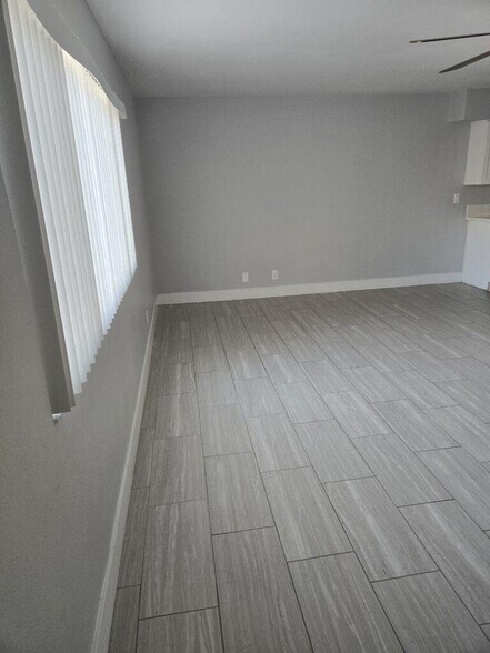 Building Photo - 33 Gold Bar Ct