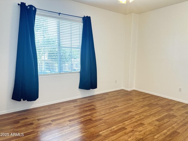 Building Photo - 1177 W Laredo Ave