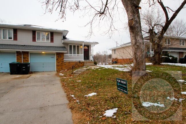 Building Photo - 11652-11654 Camden Ave