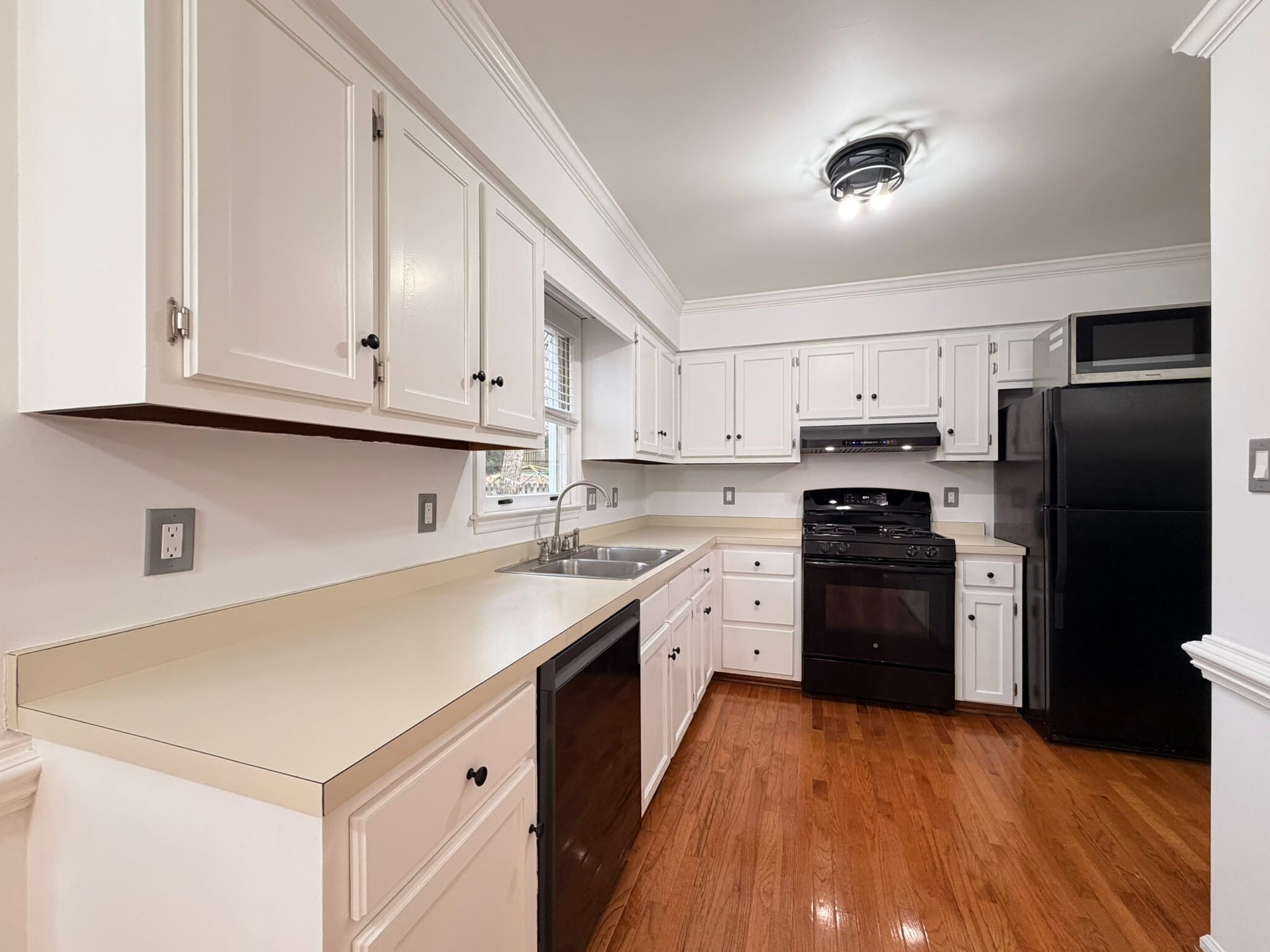 Building Photo - 110 Waltons Creek Rd