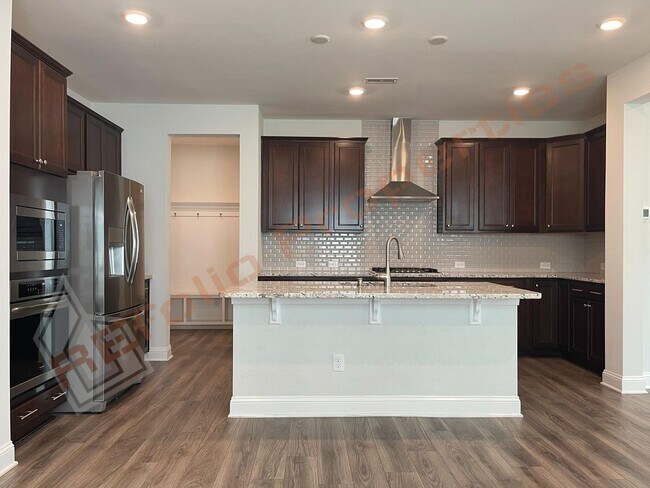 Building Photo - 213 Ivy Arbor Way