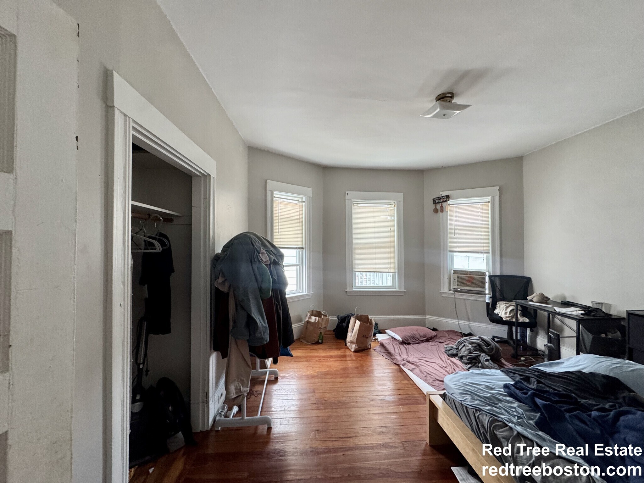 Building Photo - 348 Faneuil St