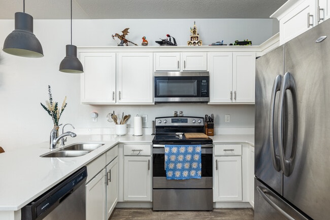 Building Photo - 14472 S Selvig Way