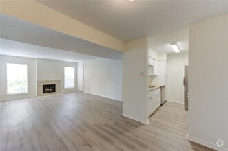 Building Photo - 6606 De Moss Dr