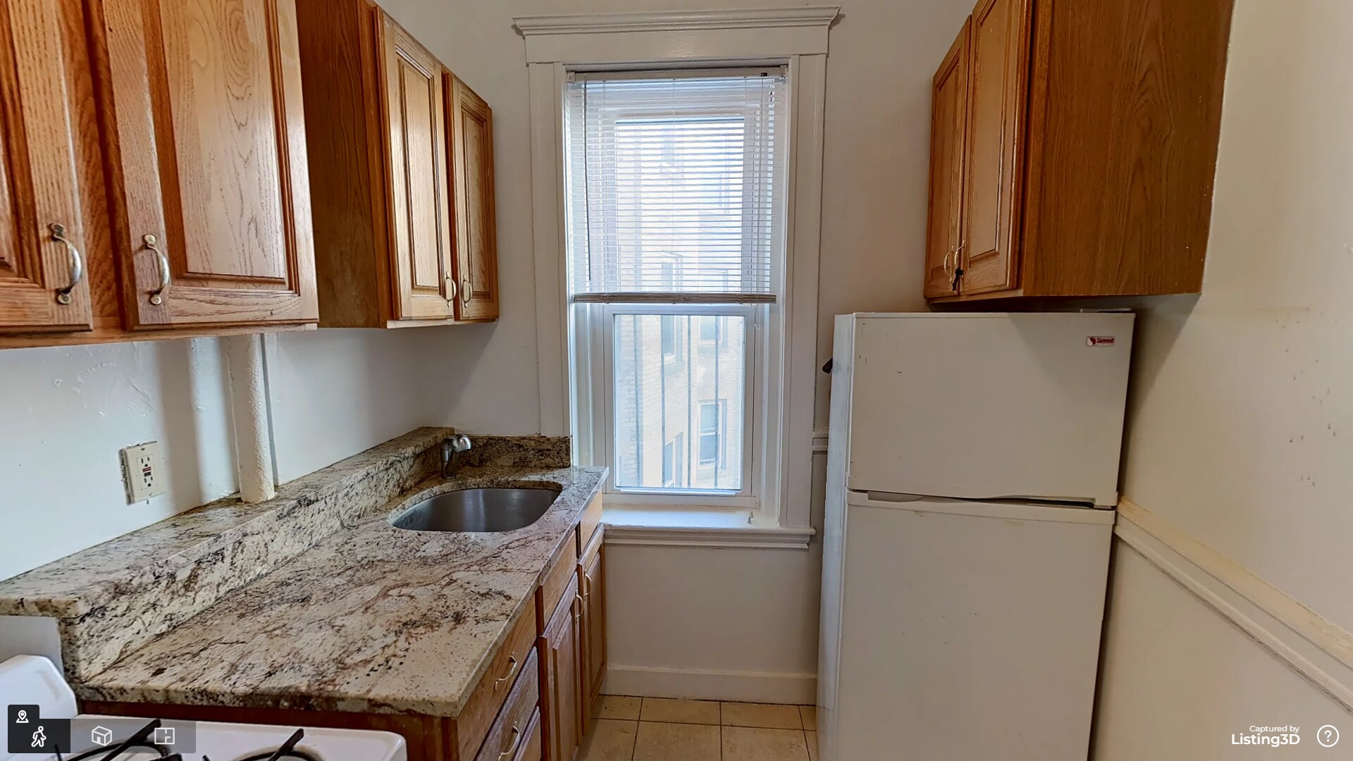 Building Photo - 199 Park Dr