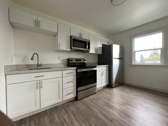 Primary Photo - Viewpoint