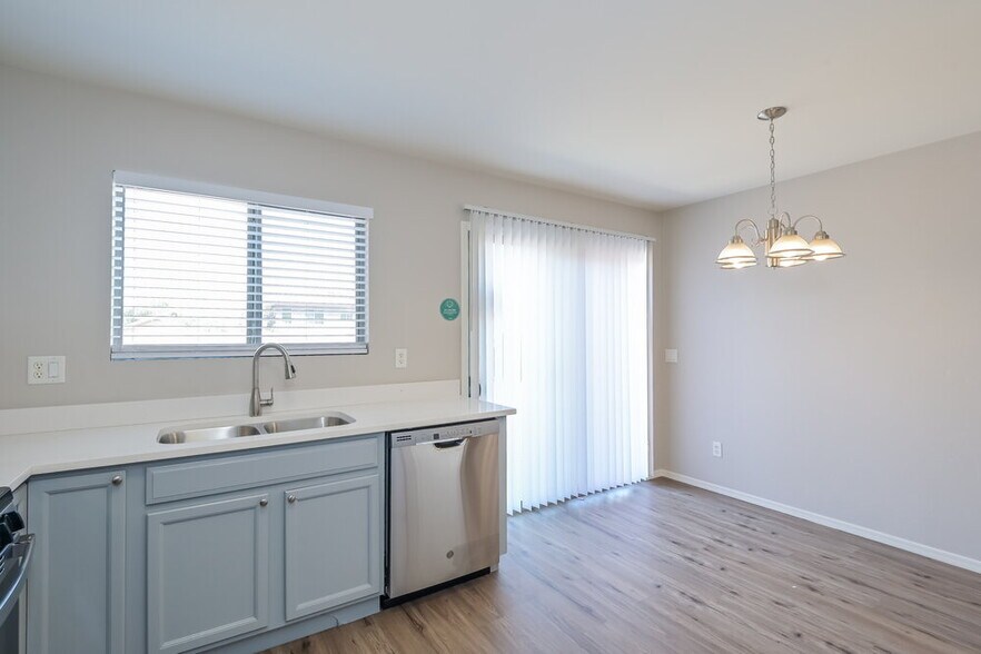 Building Photo - 18461 S Copper Point Dr
