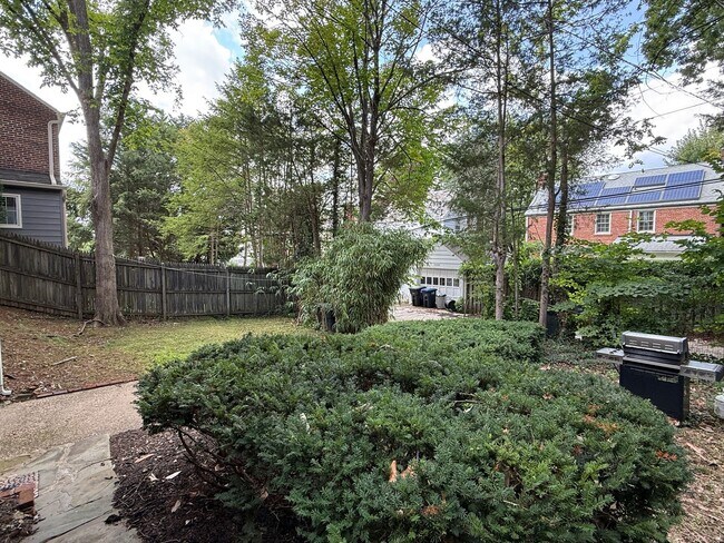 Building Photo - 4409 Brandywine St NW