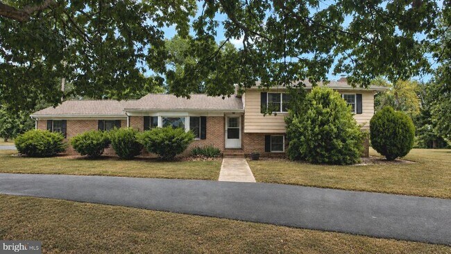 Building Photo - 8936 Goldsborough Neck Rd