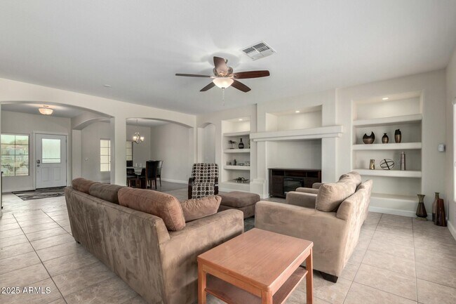 Building Photo - 9768 W Prospector Dr