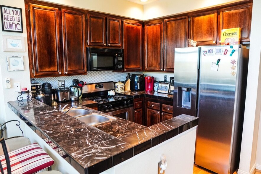 Building Photo - 326 Pasto Rico-