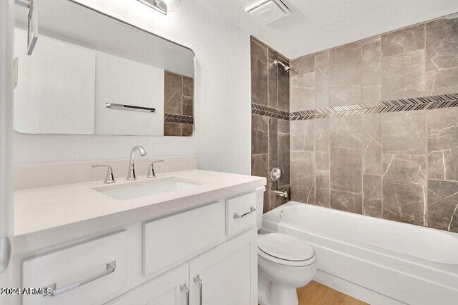 Building Photo - 3131 W Cochise Dr