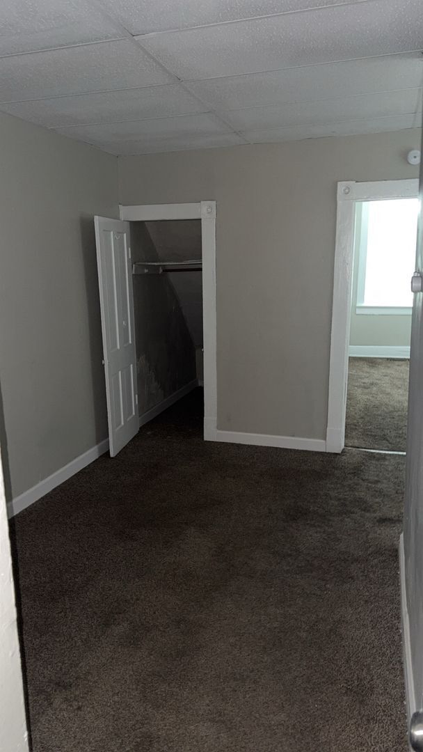 Building Photo - Great Price, Professionally Managed, Liter...