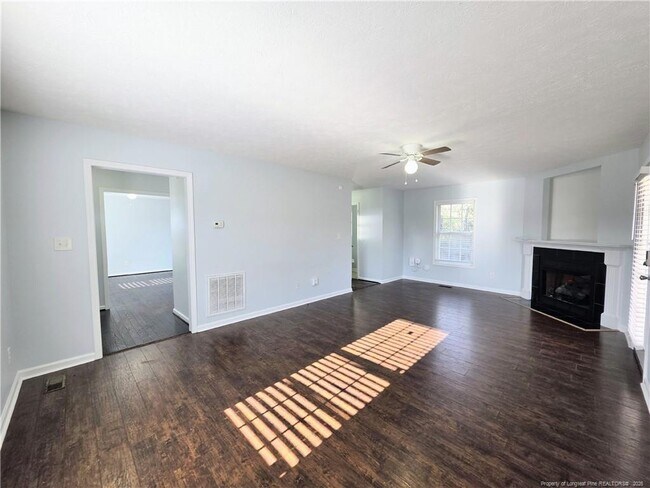 Building Photo - 2604 Daniel Boone Ln