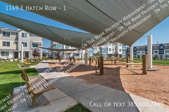 Building Photo - 1149 E Hatch Row