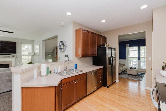 Building Photo - 9656 Olde Georgetown Way