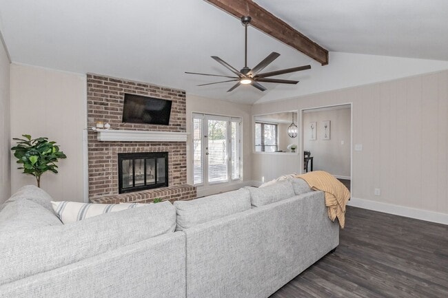 Building Photo - Fully Furnished 3Bed/2Bath Ranch Home in Keller