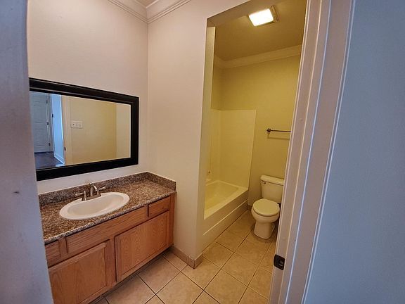 bathroom 2 - 710 E Boyd Dr