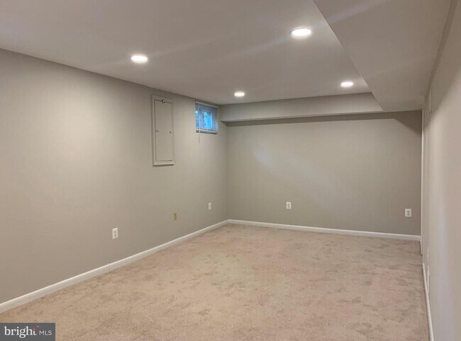 Building Photo - 5606 Light Infantry Dr