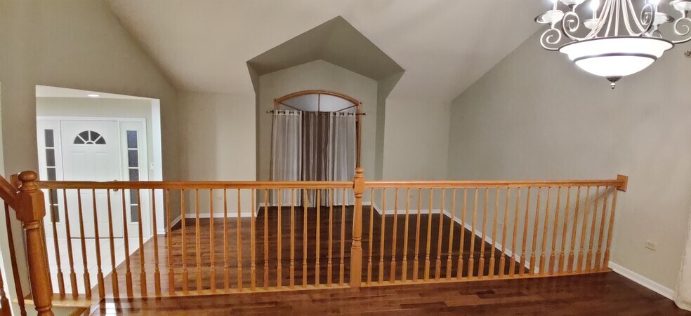 Building Photo - 7810 Brookside Glen Dr
