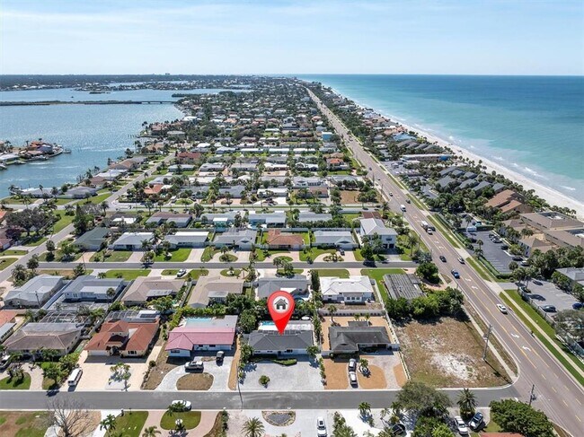 Building Photo - 104 24th St