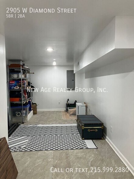 Building Photo - 2905 W Diamond St