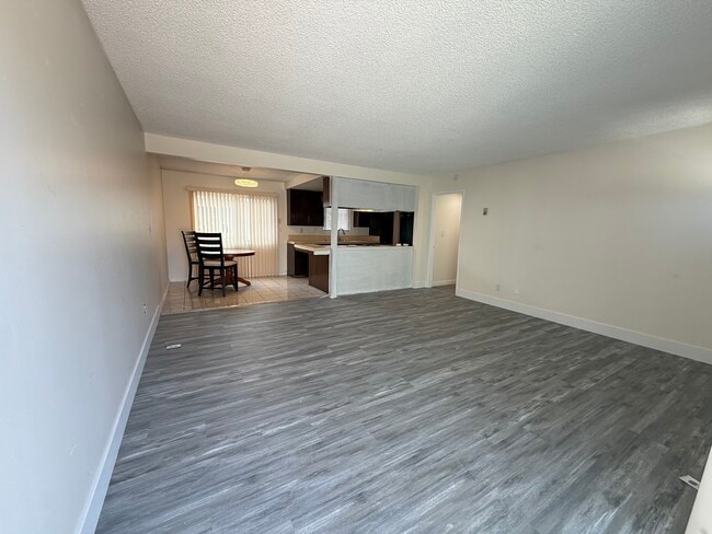 Living Room - 1112 Opal St
