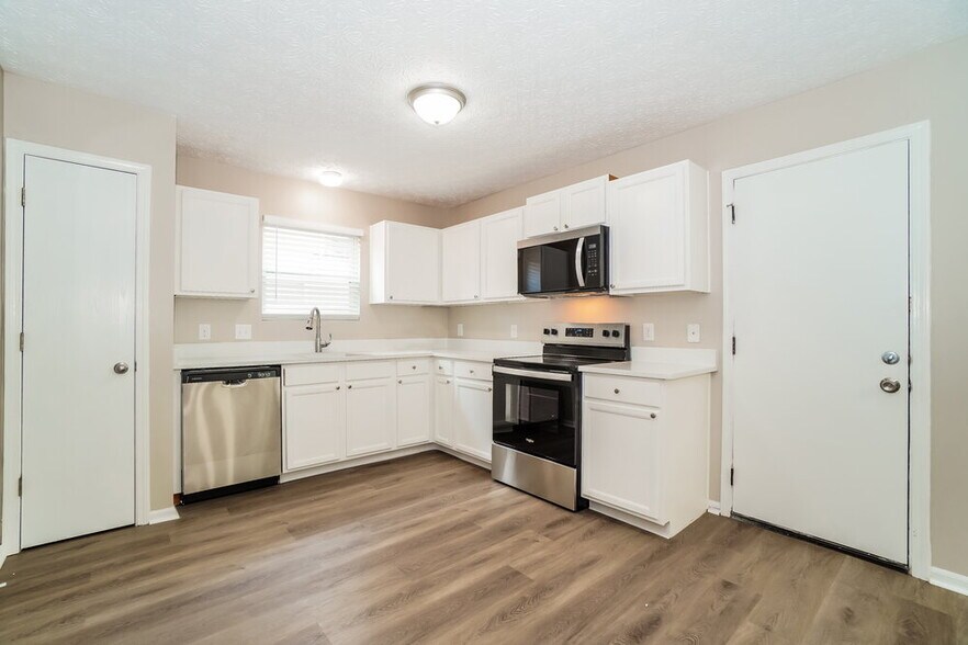 Building Photo - 2563 Bristlecone Ln