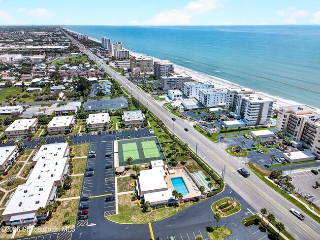 Building Photo - 2700 N Hwy A1A