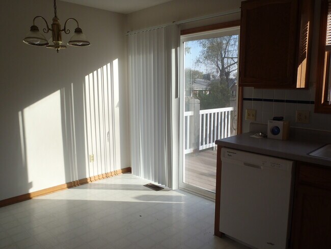 Building Photo - 4006 Beacon Hill Ct