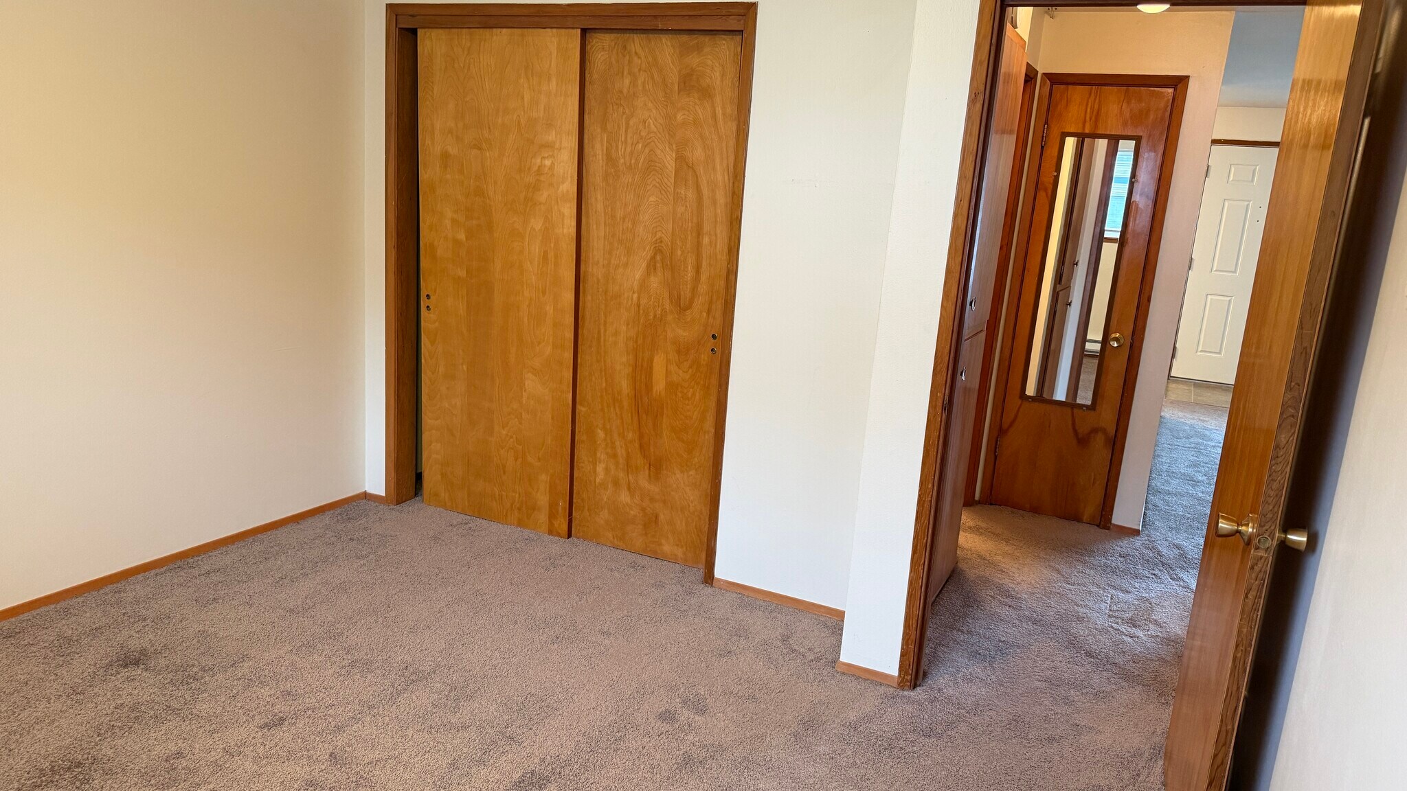 Building Photo - 1123 5th Ave S