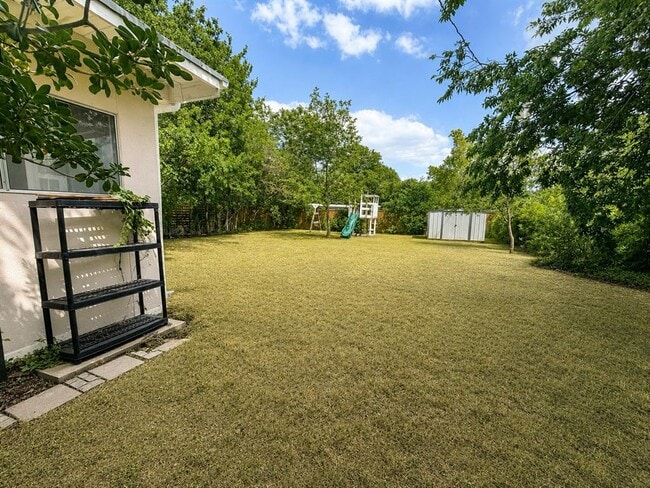 Building Photo - 7521 Delafield Ln