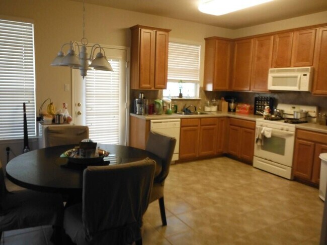 Building Photo - 1900 Scofield Ridge Pkwy