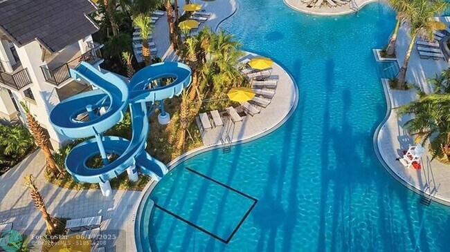 Building Photo - 14989 RedCove Pl