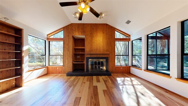 Building Photo - 11 Sand Piper Pl