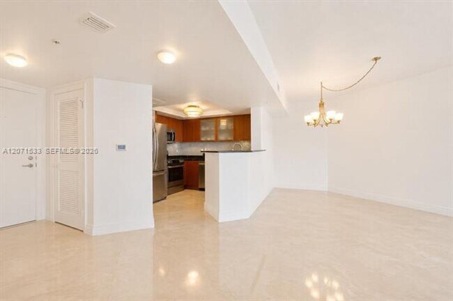 Building Photo - 16699 Collins Ave