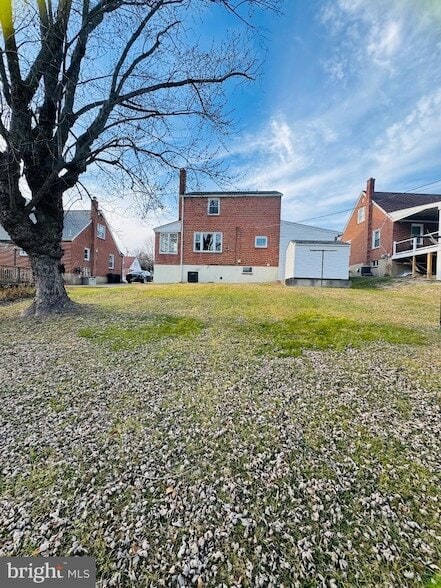 Building Photo - 8111 Analee Ave