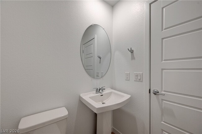 Building Photo - 2124 Abraham Ave
