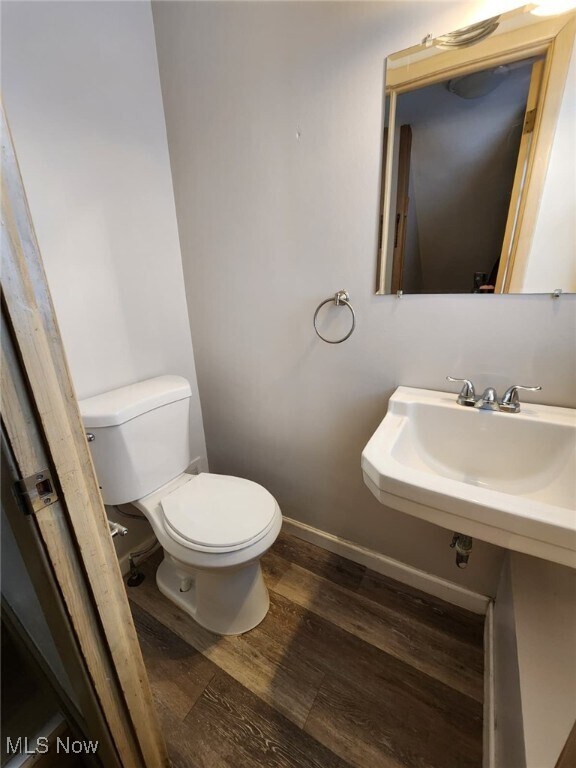 Building Photo - 2413 Elmdale Rd