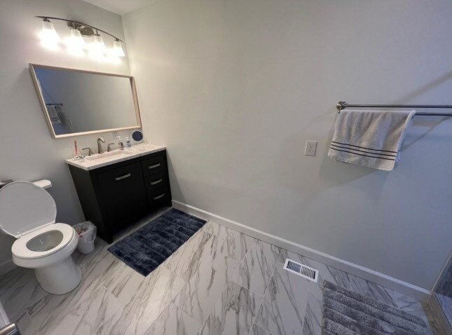 Building Photo - 54 Carolyn Ln