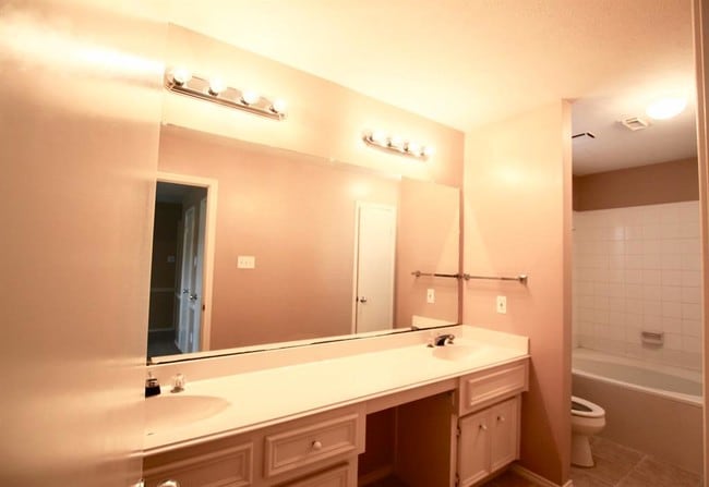 Building Photo - 3611 Darnell Ct