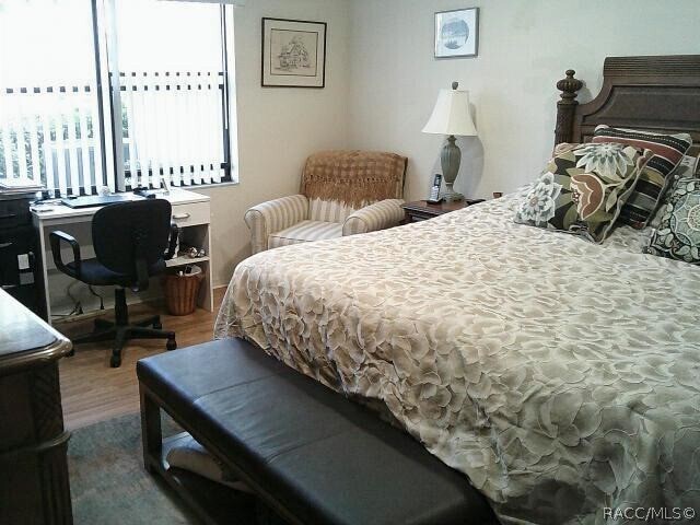 Building Photo - 760 E Gilchrist Ct