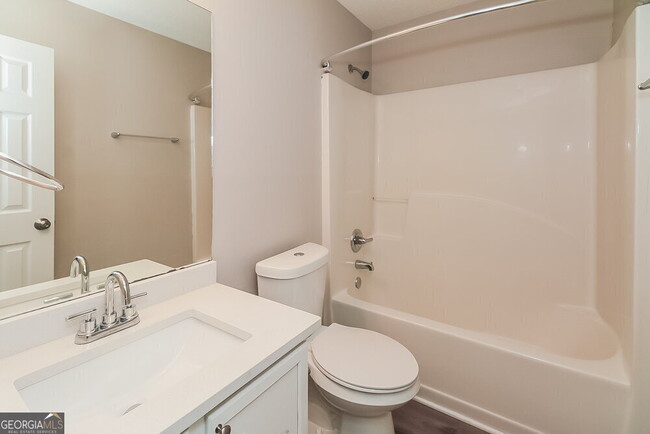 Building Photo - 646 Kilkenny Cir