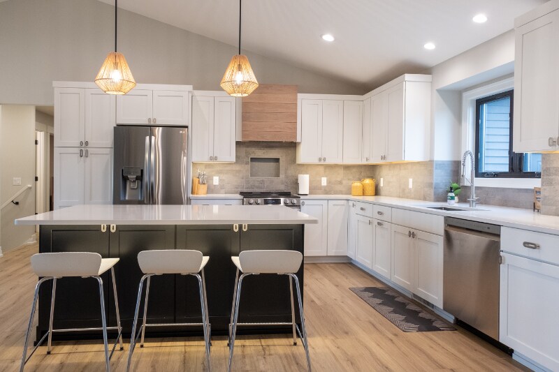 Building Photo - 7269 Yellowstone Dr