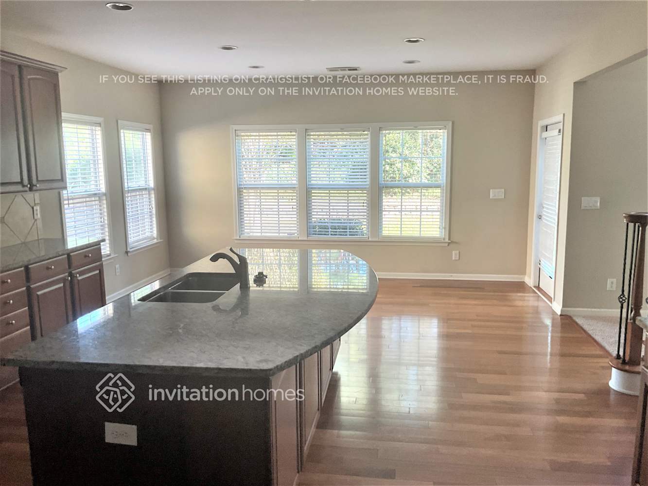 Building Photo - 5709 Jamerson Dr