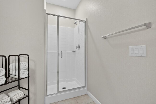 Building Photo - 325 Breve Ct